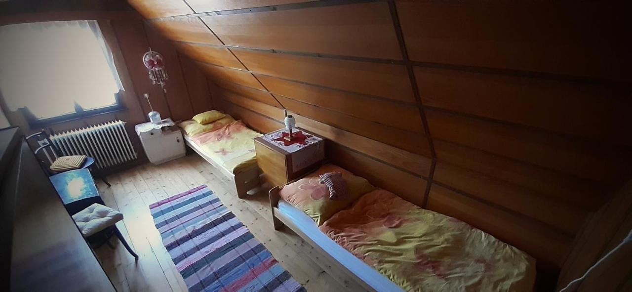 Chalupa Vrsovka Buitenkant foto